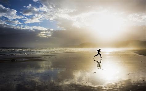 Running Wallpapers Top Free Running Backgrounds Wallpaperaccess