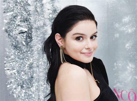 Ariel Winter Dyed Her Hair Bright Red And Is Giving Us Little Mermaid Vibes
