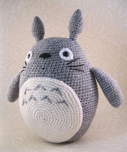Ravelry Grey Totoro Amigurumi Pattern By Lucy Collin