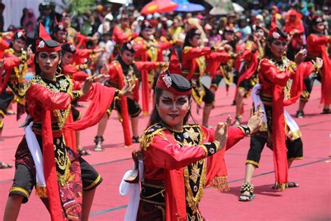 Ini Dia 4 Tari Tradisional Dari Jawa Timur Yang Populer Di Mancanegara