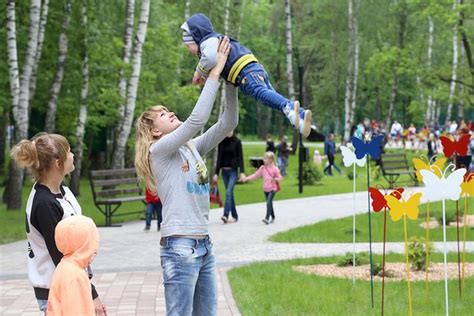 Есть обновление от 02:53 →. День семьи, любви и верности в 2021 году: какого числа ...