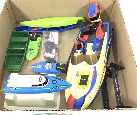 Lot - RC Boats / Parts, Sea Arrow, Homey Ped