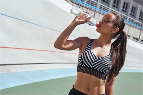 Innovative Ways To Stay Hydrated In The Heat Dietshakereviews