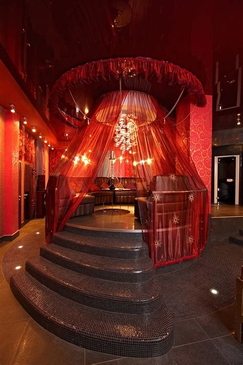 the best strip club vip room in guelph on the manor
