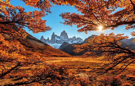 Fall Mountain Scenery Wallpaper