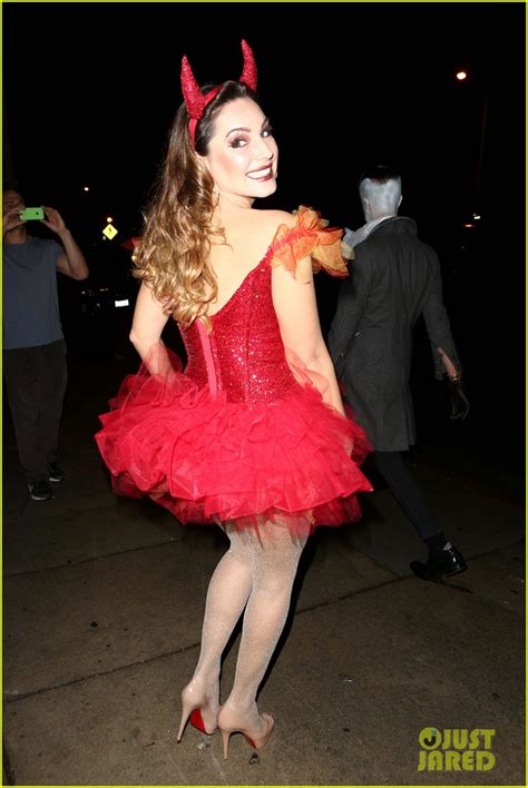 Kelly Brook Shows Off Her Horns For Halloween Party Photo 3231933