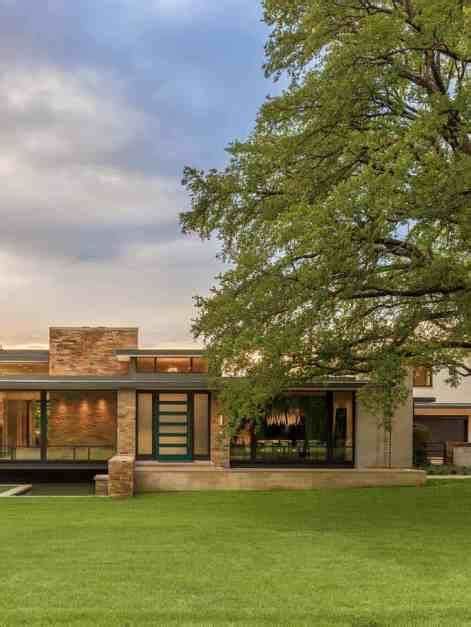 Outstanding Contemporary Home In Texas With Inspiring Design Details