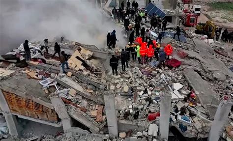 Teen Rescued From Rubble 3 Days After Massive Earthquake In Turkey