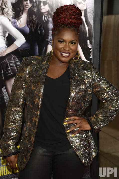 Photo Ester Dean Attends The Premiere Of Pitch Perfect In Hollywood LAP UPI Com