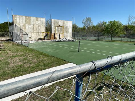 New Handball Courts In South Austin Near Completion Local Players Push
