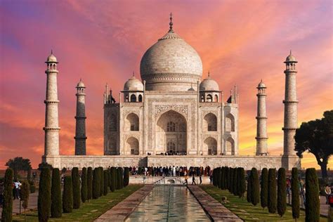 Taj Mahal Most Famous Buildings In The World Cool Architecture