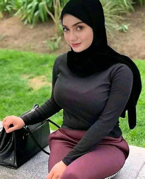 Iranian Women Fashion Curvy Women Fashion Muslim Fashion Hijab
