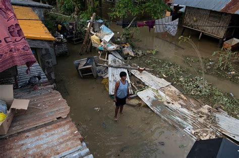 Devastating Floods Submerge The Philippines The New York Times