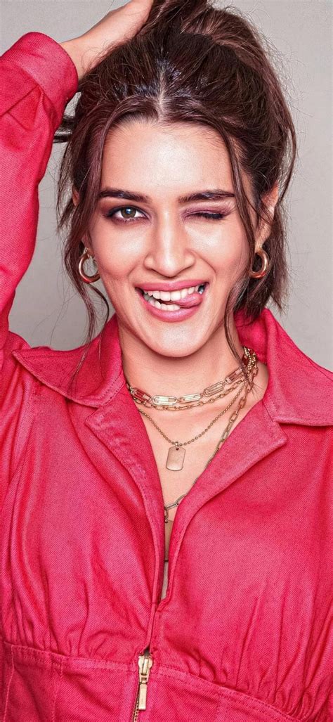 Kriti Sanon And Her Ever Lusty Face 🔥😍🤤 Rindianactressx