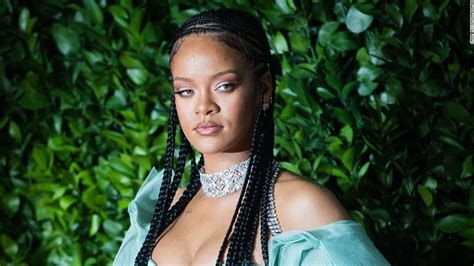 Rihanna Is Now A Billionaire Cnn