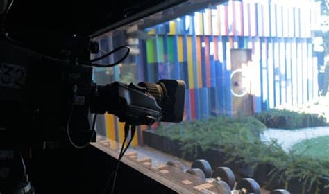 La casa en directo' (26,6% y 844.000), con más de 20 puntos sobre antena 3 (6,5%). Nos convertimos en El Súper de 'GH VIP': tras las cámaras ...