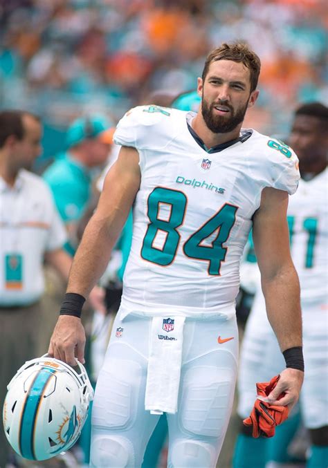 Jordan Cameron Hottest Nfl Hunks Tom Brady Eric Decker Russell Wilson And More Us Weekly
