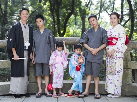 Comment Se Comporter Avec Une Famille Japonaise