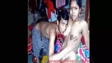 Hot Indian Aunty Swetha Kaur Fucking With Dildo Fingering Her Desi
