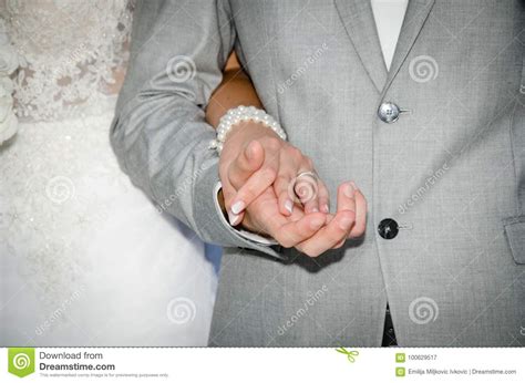 Bride And Groom Holding Hands Stock Image Image Of Ring Hand 100629517