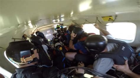 Video Captures Terrifying Moment Skydiving Plane Crashes Video Abc News