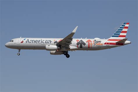 N162aa American Airlines Airbus A321 231wl Los Angeles Flickr