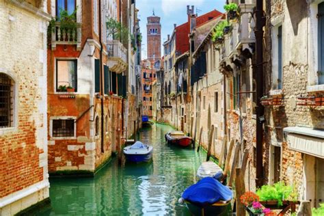 On a city tour of venice, you will enjoy the most captivating sights as your local host shares magnificent stories about the city of canals. Italian Vacation of a Lifetime 2018: Venice, Milan ...