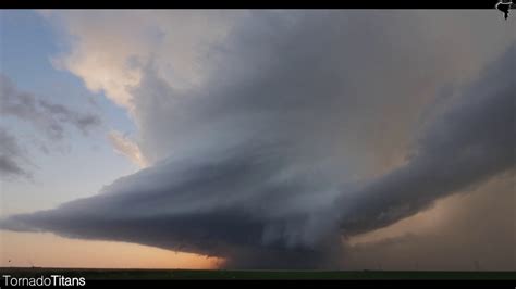 What Are Supercell Thunderstorms Tornado Titans