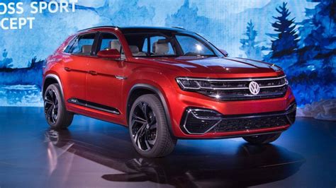 Five-seat VW Atlas Cross Sport pre-production concept ...