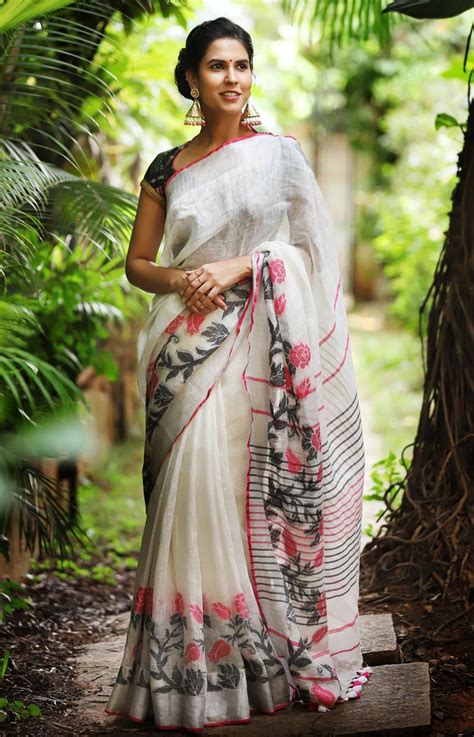 Attractive White Color Flower Printed Design Heavy Linen Cotton Saree Bollywood Replica Saree
