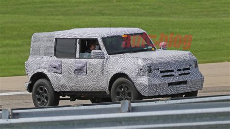 2021 Ford Bronco Spy Shots Confirm Details From Leaked Images Autoblog