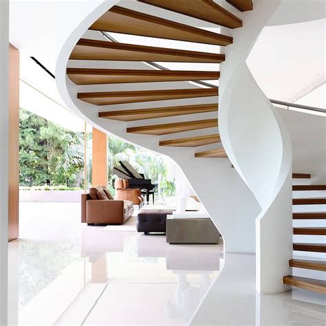 48 Kumpulan Desain Model Tangga Rumah Mewah Klasik Terbaru Dan Terbaik