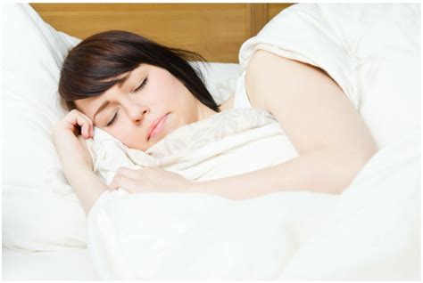 Mom Sleeping Sleep Consultant Sleep Training Good Night Sleep Site