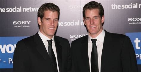 10 Most Famous Set Of Identical Twins