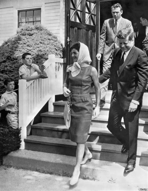 12 Unforgettable Style Lessons From Jackie Kennedy Photos Huffpost Uk Style And Beauty