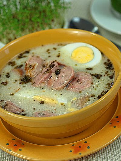 Polish ryemeal soup with sausage (żurek). Kalena - Arte do sul trazida da Europa: Zurek - sopa Polonesa
