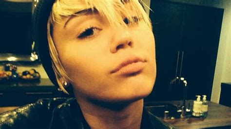 Miley Cyrus Brings Back Dark Eyebrows Before 21st Birthday Picture