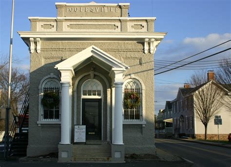 The Old Town Hall Bank Museum And Exhibit Hall Historic Medley District