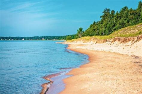 The 19 Best Beaches In Wisconsin To Explore This Year