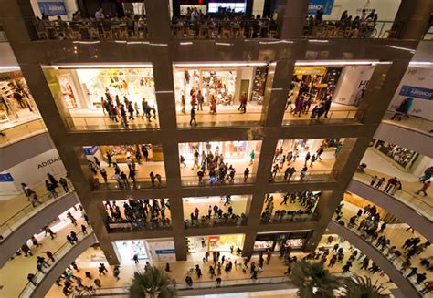 Lists and places related to costanera center mall. Trabajadores de malls protestan pidiendo cierre por ...