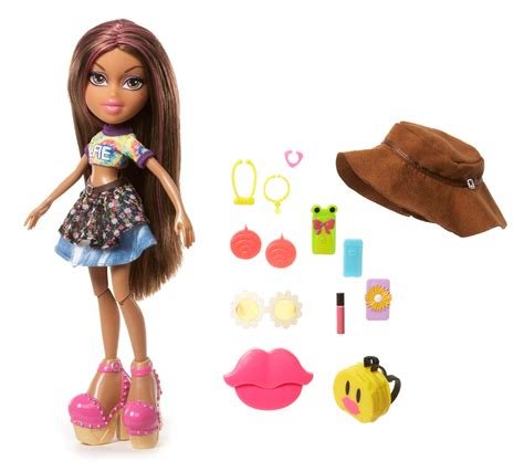 In case you're not familiar with the iconic bratz, let us fill you in real quick: Bratz SelfieSnaps Doll - Yasmin