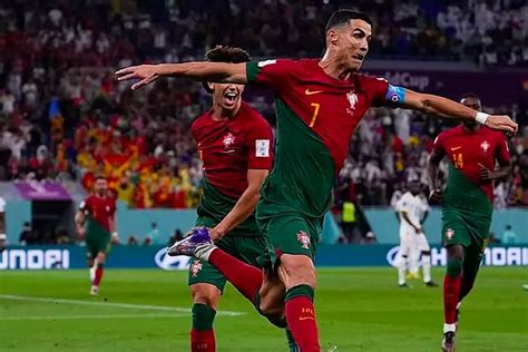 World Cup 2022 Chris Sutton On Cristiano Ronaldo Penalty Vs Ghana It