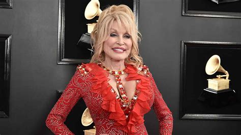 Dolly Parton Finally Addresses Gay Rumours In New Interview Oversixty