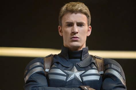 The return of the first avenger, kapitonas amerika. Steve Rogers No Longer Bears The Title Of Captain America ...