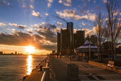 Sunset In Detroit Photograph By John Mcgraw Fine Art America