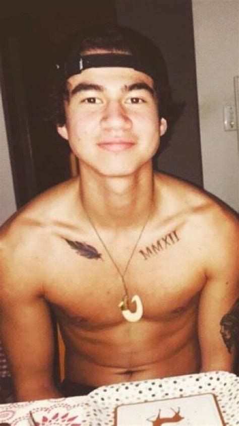 merry christmas guys did you get anything good comment love yah calum hood 5 seconds of
