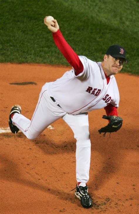 Curt Schilling Dad And Former Red Sox Pitcher Goes After Twitter Trolls