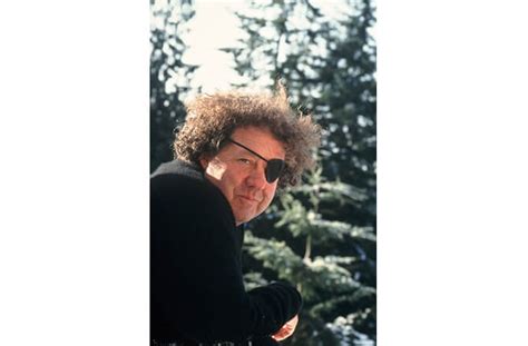 10 Things You Never Knew About Dale Chihuly