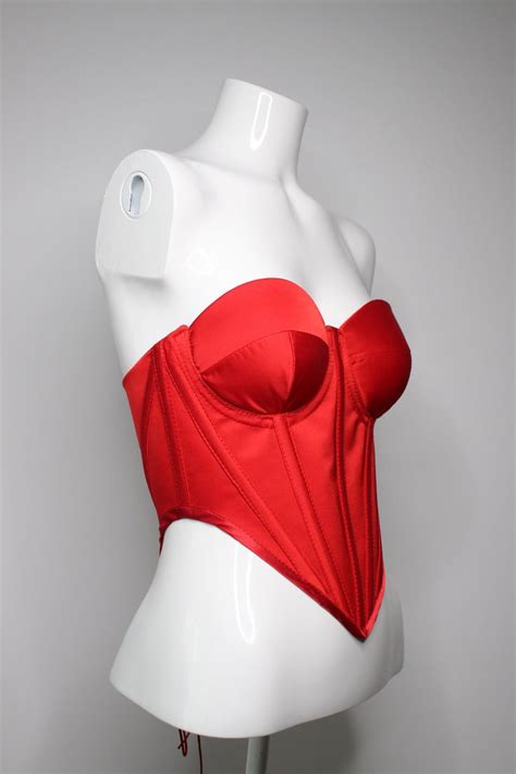 red corset with cups heart shaped corset high quality satin lace up corset with cups electric