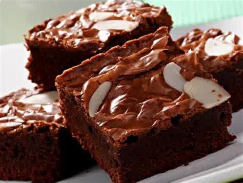 Nak tahu cara nak buat resepi brownies tanpa telur pula. Resepi Brownies Moist Sukatan Cawan : Fudgy Brownies ...